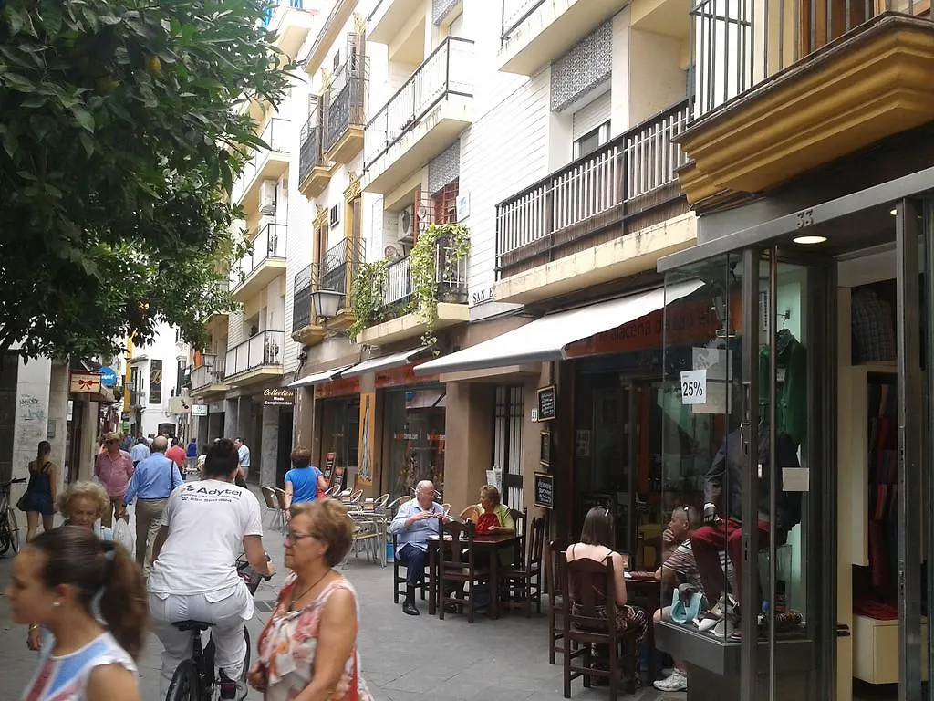 Apartamentos Los Angeles Sevilla