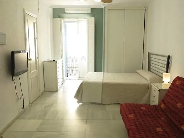 Apartamentos Los Angeles Sevilla