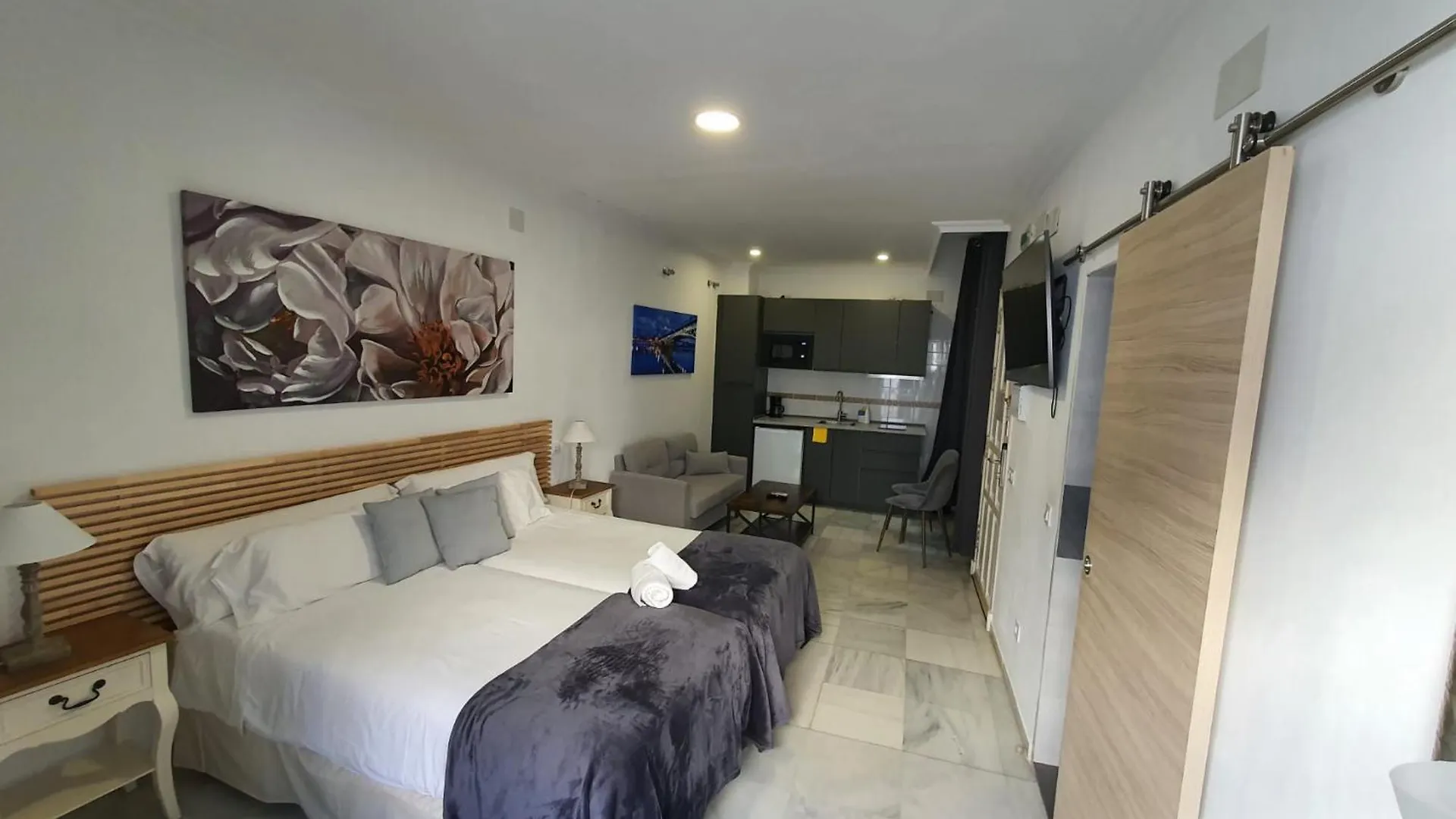 Apartment Apartamentos Los Angeles Seville